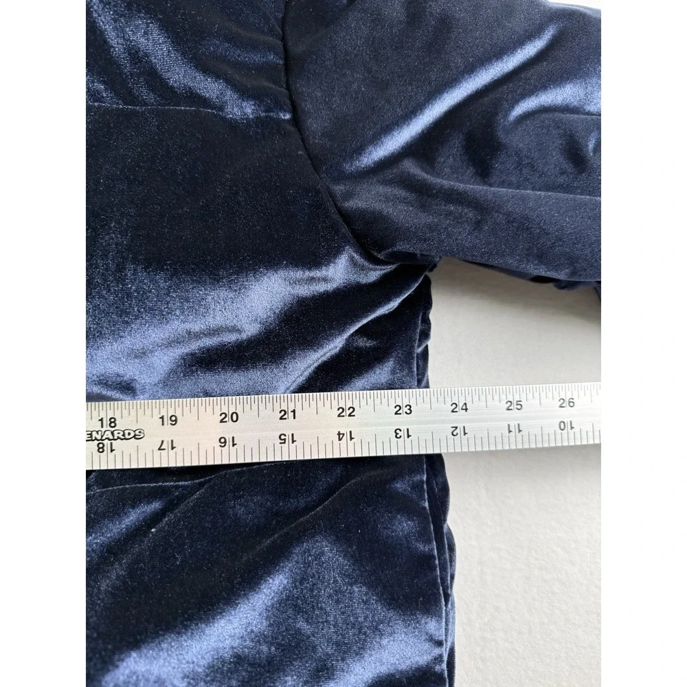 Fabletics Wander Velour Cropped Puffer Jacket Navy Blue Size M